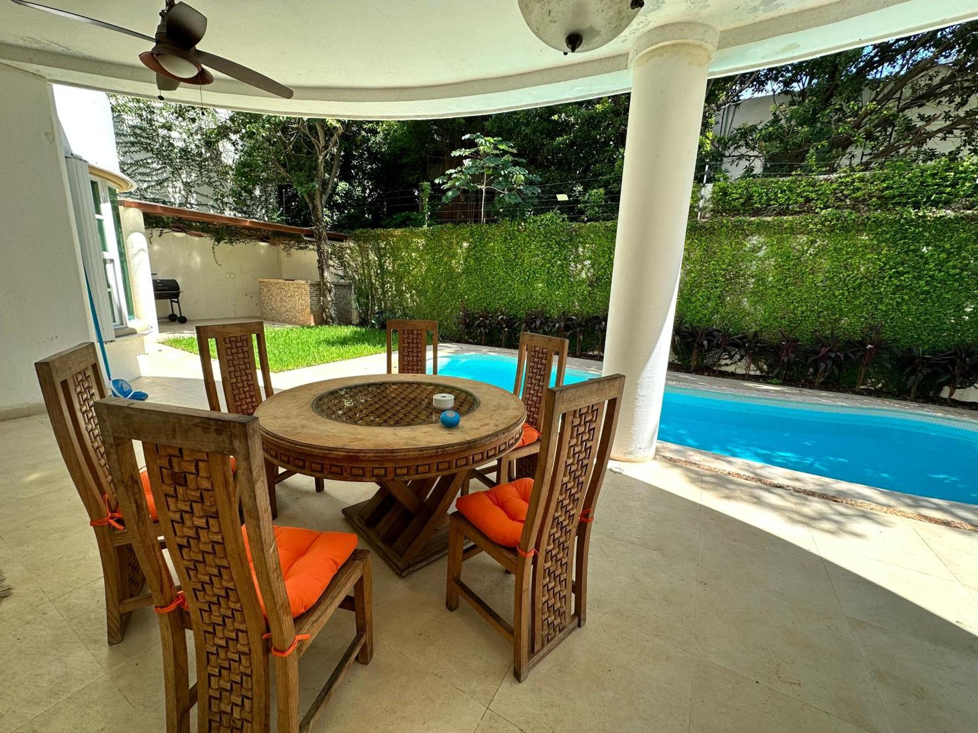 Casa Sasha'S Mini Palace Cancún Exterior foto